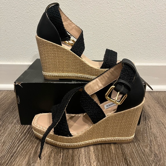 Steve Madden Tan Platform Strapped Wedges Women’s 8.5 - Picture 1 of 7